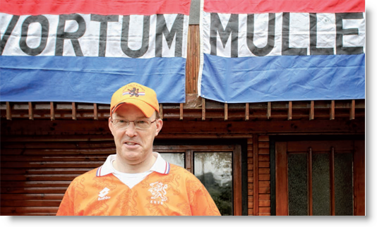 Arold Arts, voetbalfanaat uit Vortum- Mullem